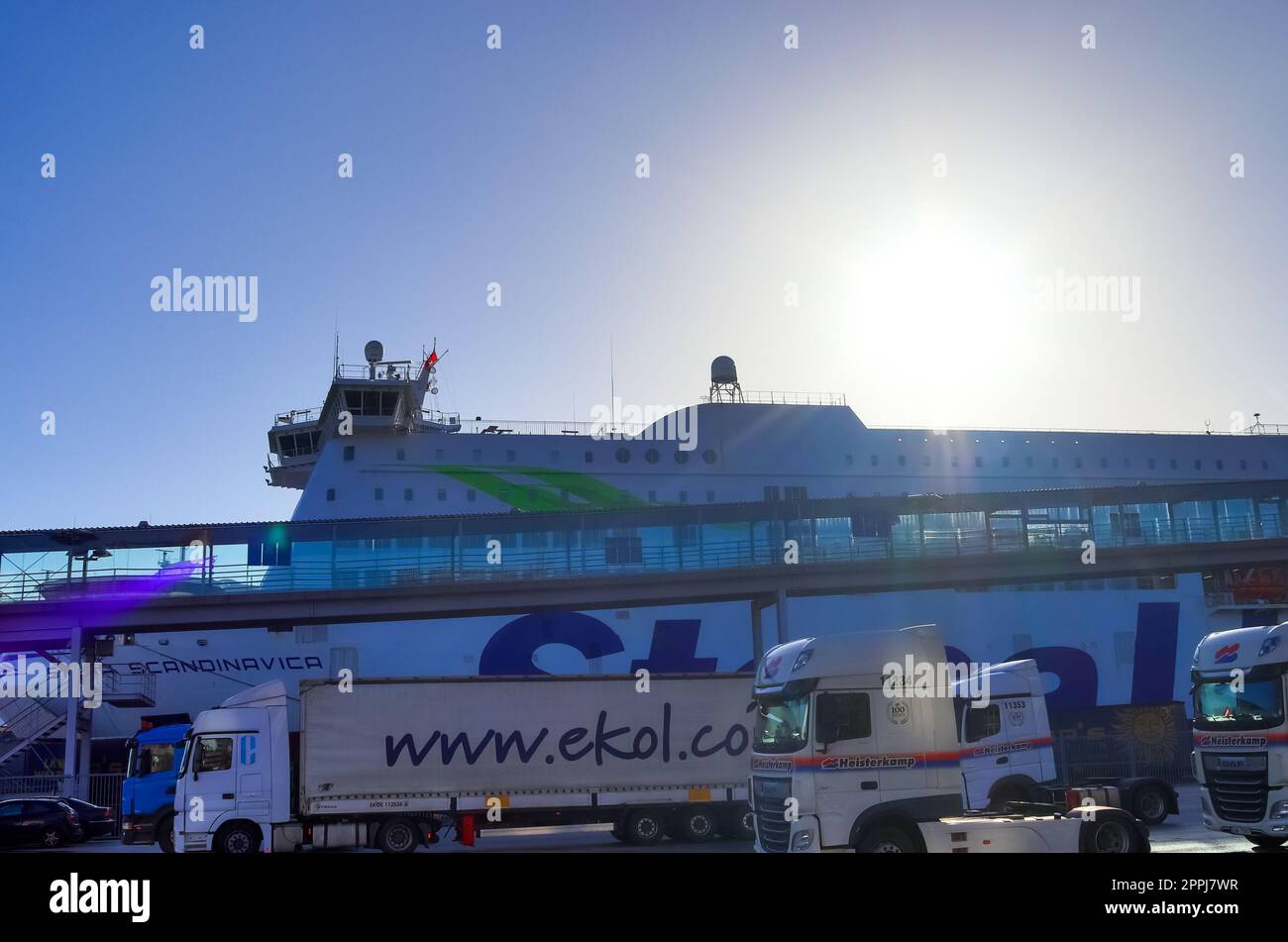 Kiel, Deutschland - 27. Dezember 2022: Die Fähre von Frau Stena Scandinavica legte im Hafen von Kiel an. Stockfoto