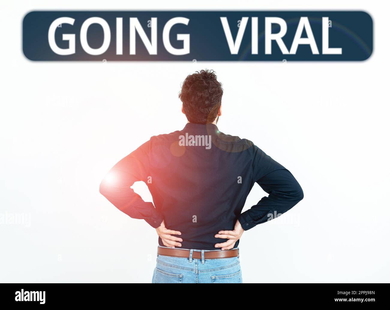 Konzeptionelle Beschriftung wird viral. Wort auf Bildvideo oder Link, der sich schnell über die Bevölkerung verbreitet Stockfoto