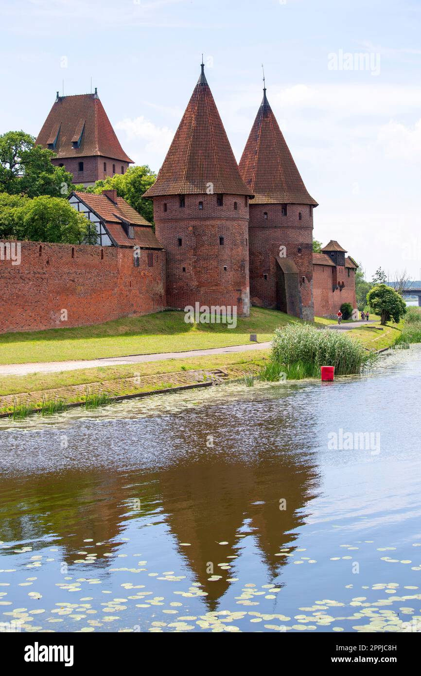 Malbork Castle aus dem 13. Jahrhundert, mittelalterliche teutonische Festung am Fluss Nogat, Malbork, Polen Stockfoto