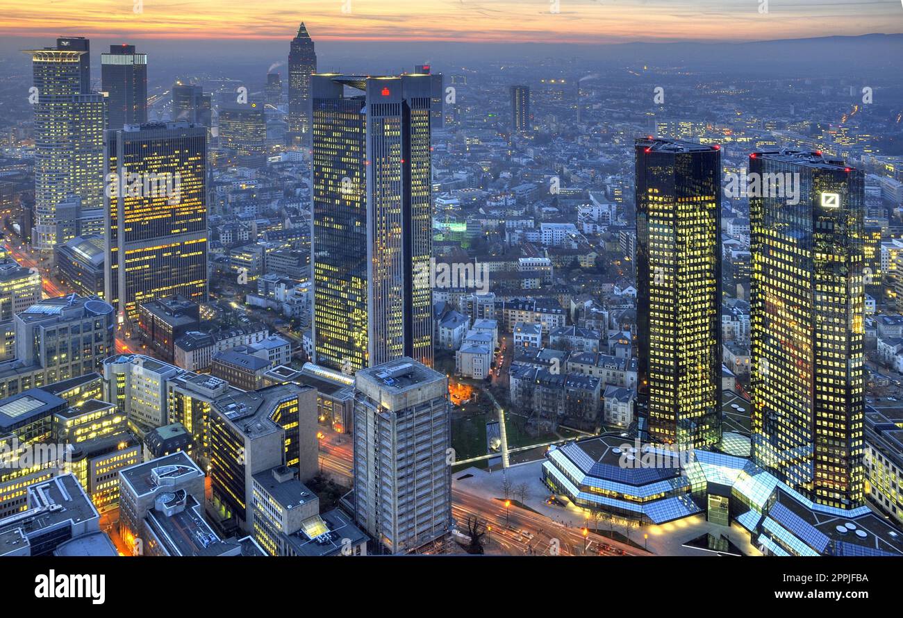 Frankfurt, abends Stockfoto