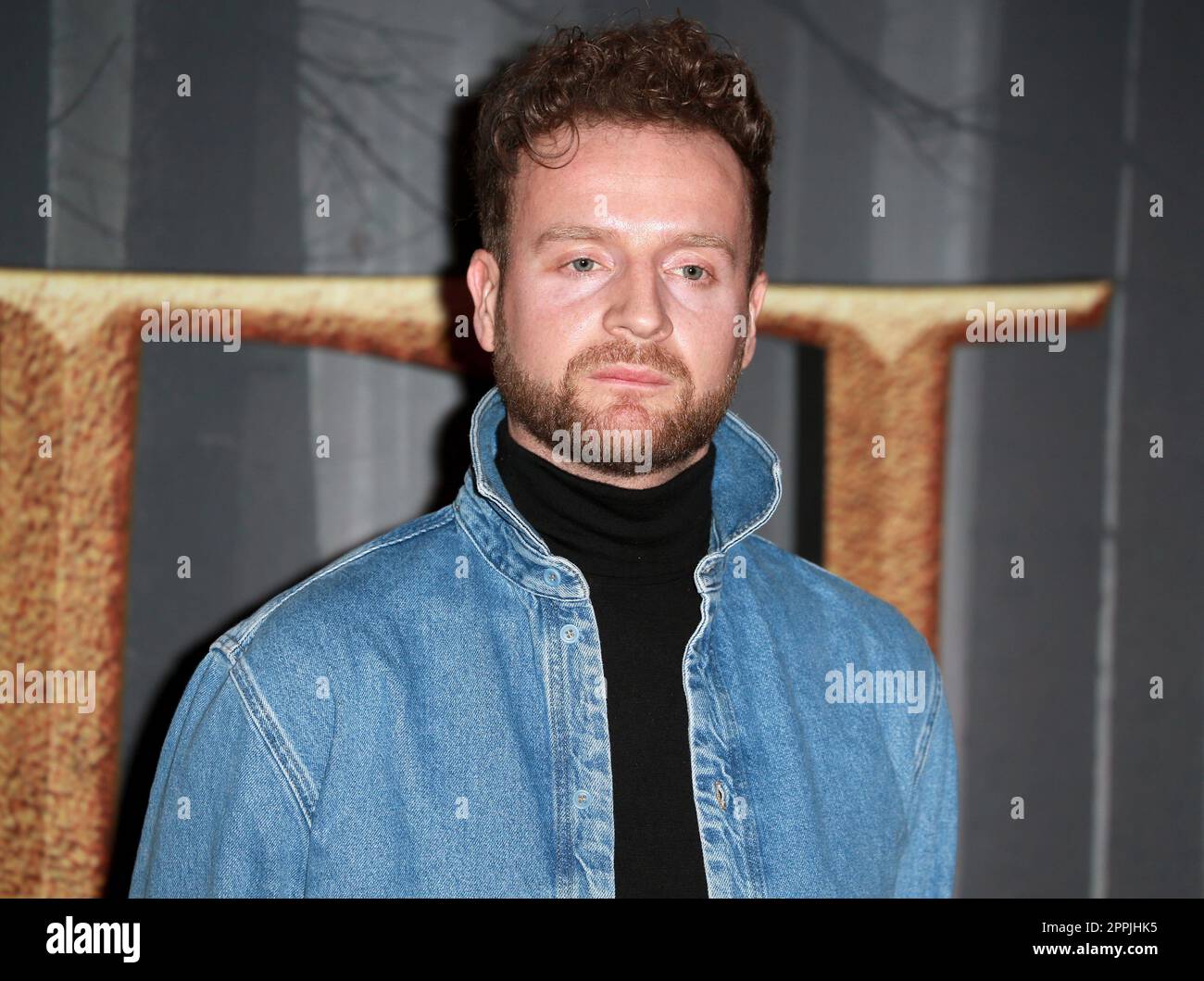London, Großbritannien. 24. Februar 2022. Andrew Gower nimmt an der Premiere der „Outlander“-Saison 6 in der Royal Festival Hall in London, England, Teil. (Foto: Fred Duval/SOPA Images/Sipa USA) Guthaben: SIPA USA/Alamy Live News Stockfoto