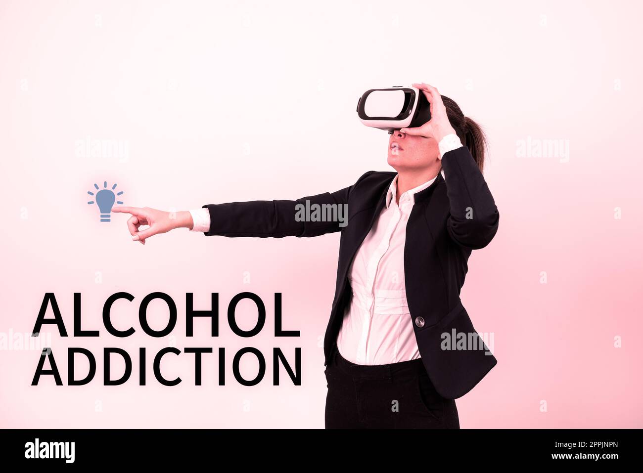 Textzeichen für Alkoholabhängigkeit. Begriff Bedeutung gekennzeichnet durch häufigen und übermäßigen Konsum alkoholischer Getränke Stockfoto