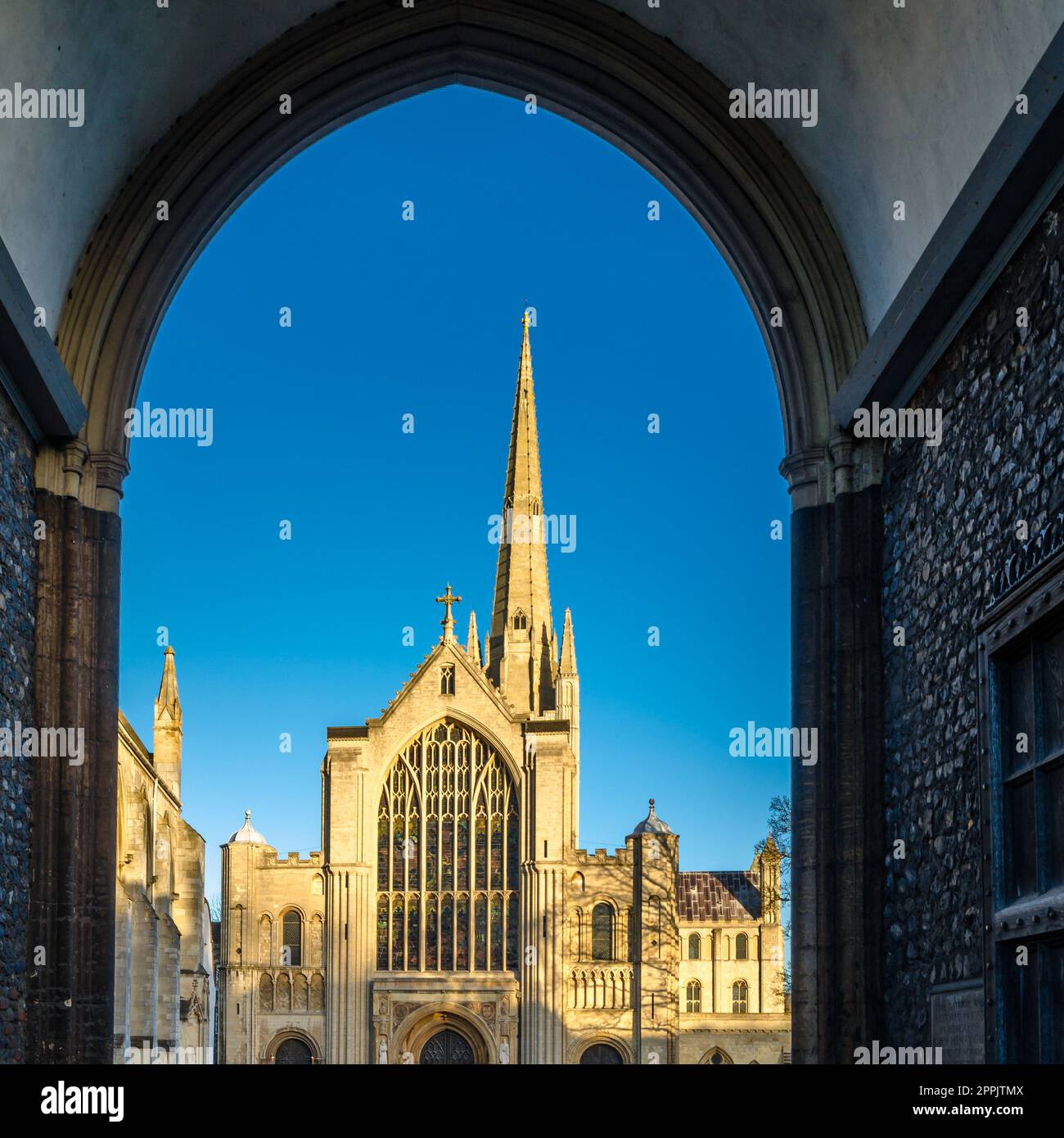 Blick auf die Kathedrale von Norwich, Großbritannien Stockfoto
