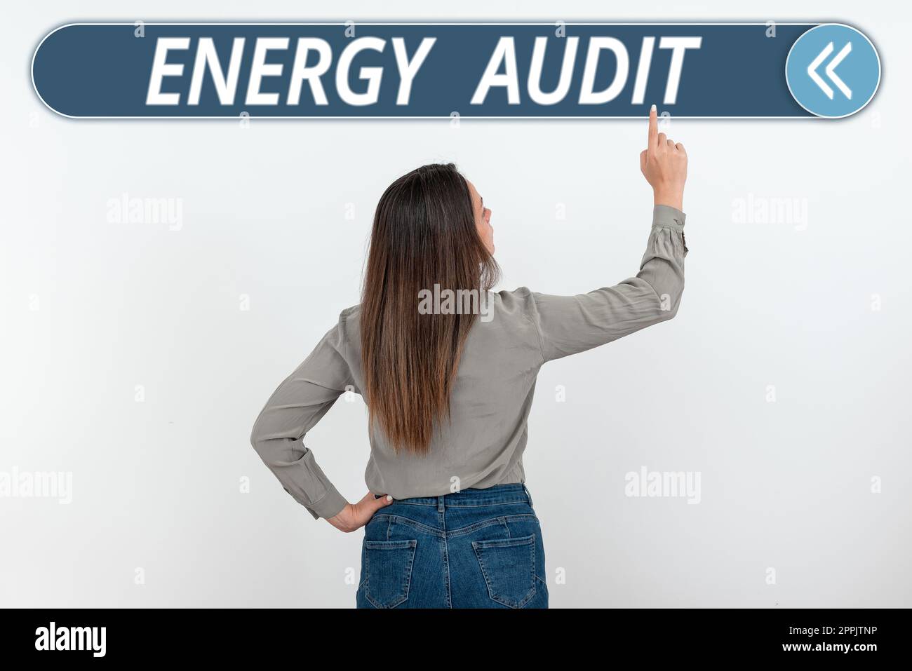 Inspiration mit dem Schild „Energy Audit“. Bewertung von Geschäftsideen zum Energiebedarf und zur Effizienz eines Gebäudes Stockfoto