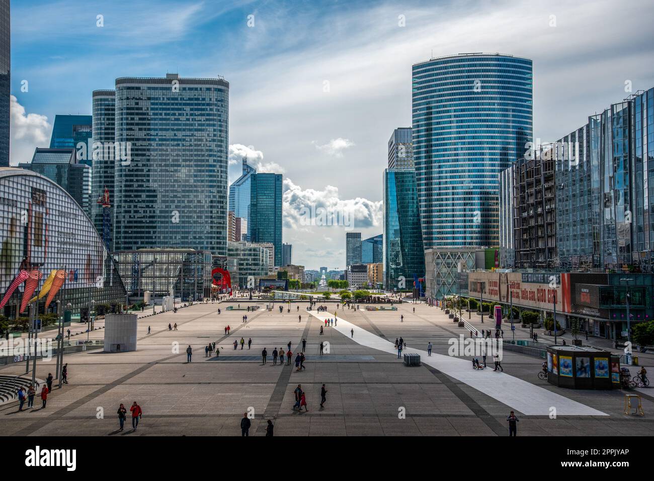 La Défense District in Paris, Blick vom Grande Arche Stockfoto