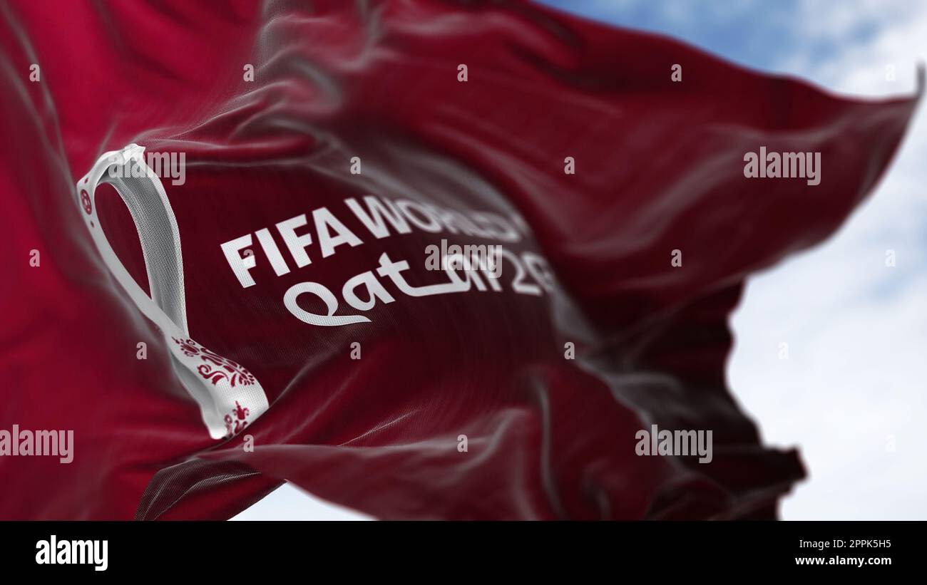 Nahaufnahme der FIFA-Katar-Weltmeisterschaftsflagge 2022, die im Wind winkt Stockfoto
