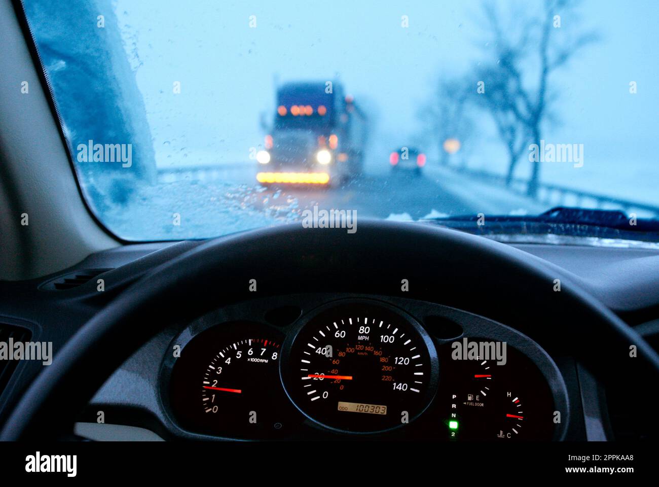 Gefährliches fahren. Stockfoto