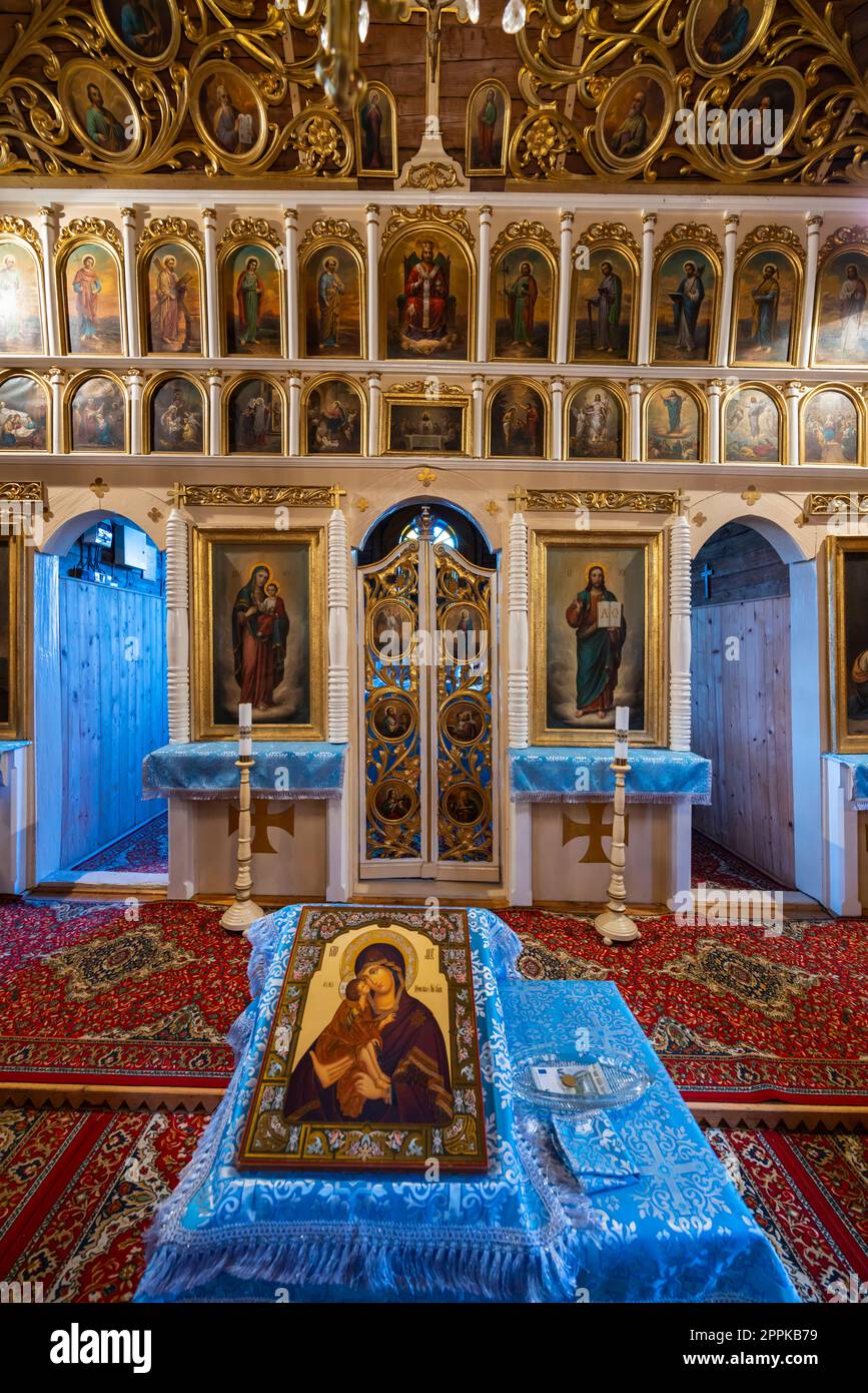 Kirche St. Kozmu a Damiana, UNESCO-Weltkulturerbe, Vysny Komarnik, Slowakei Stockfoto