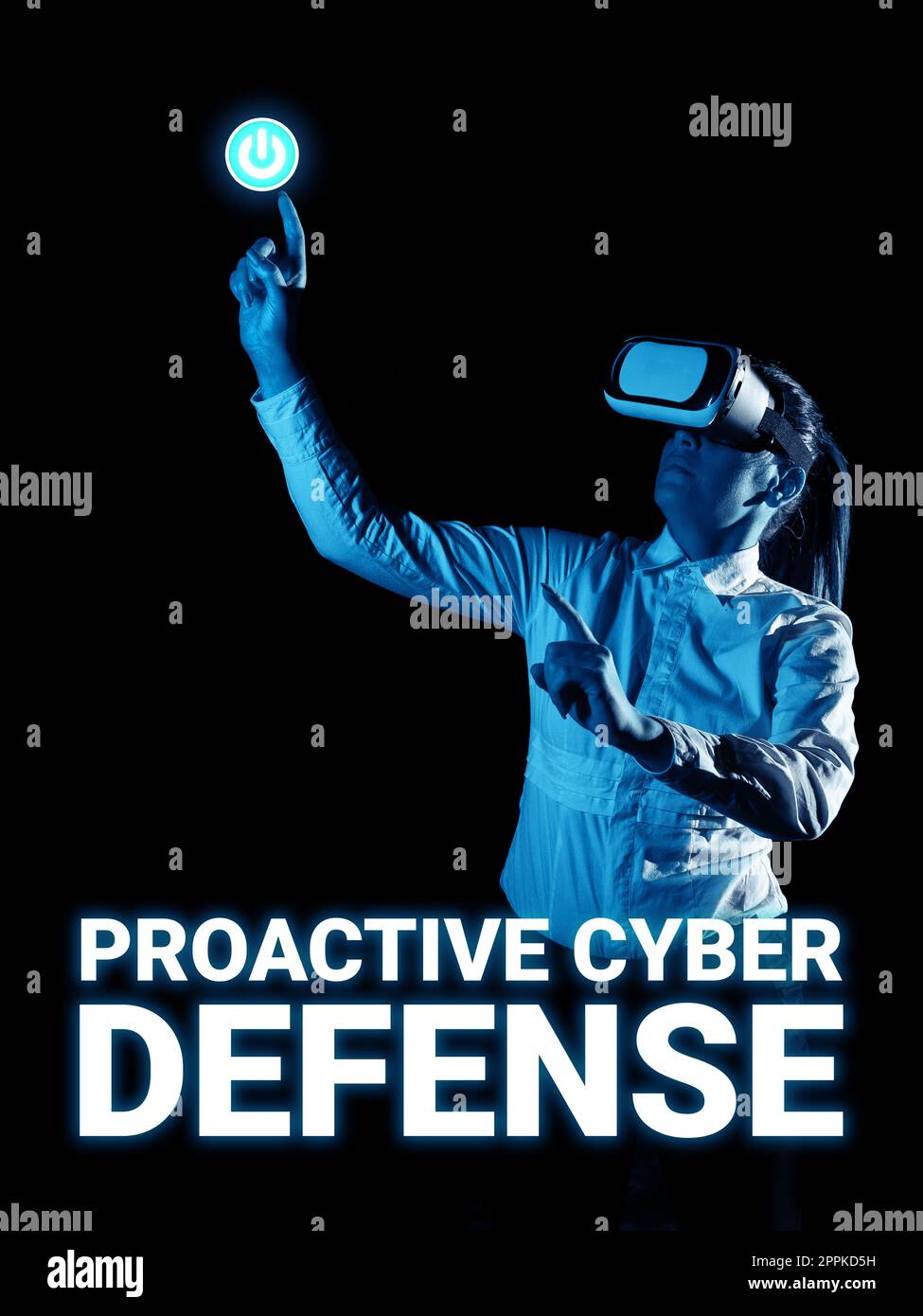 Konzeptionelle Darstellung Proactive Cyber Defense. Konzept, das bedeutet, vor einer Situation zu handeln, wird zu einer Quelle des Konflikts Stockfoto
