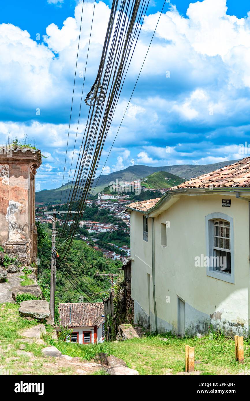 Straße von Ouro Preto, brasilianische Stadt. UNESCO-Weltkulturerbe Stockfoto