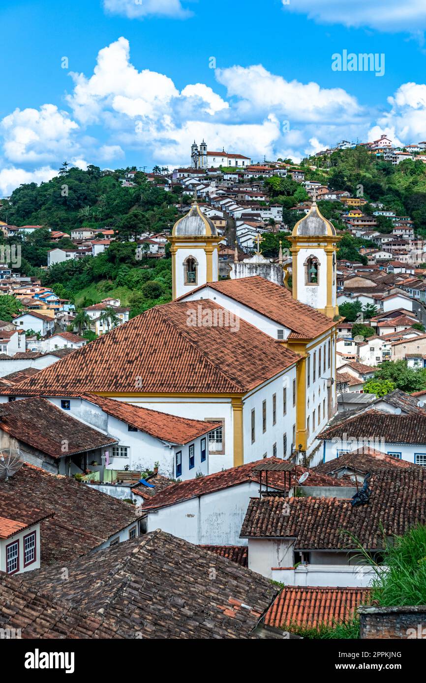 Straße von Ouro Preto, brasilianische Stadt. UNESCO-Weltkulturerbe Stockfoto