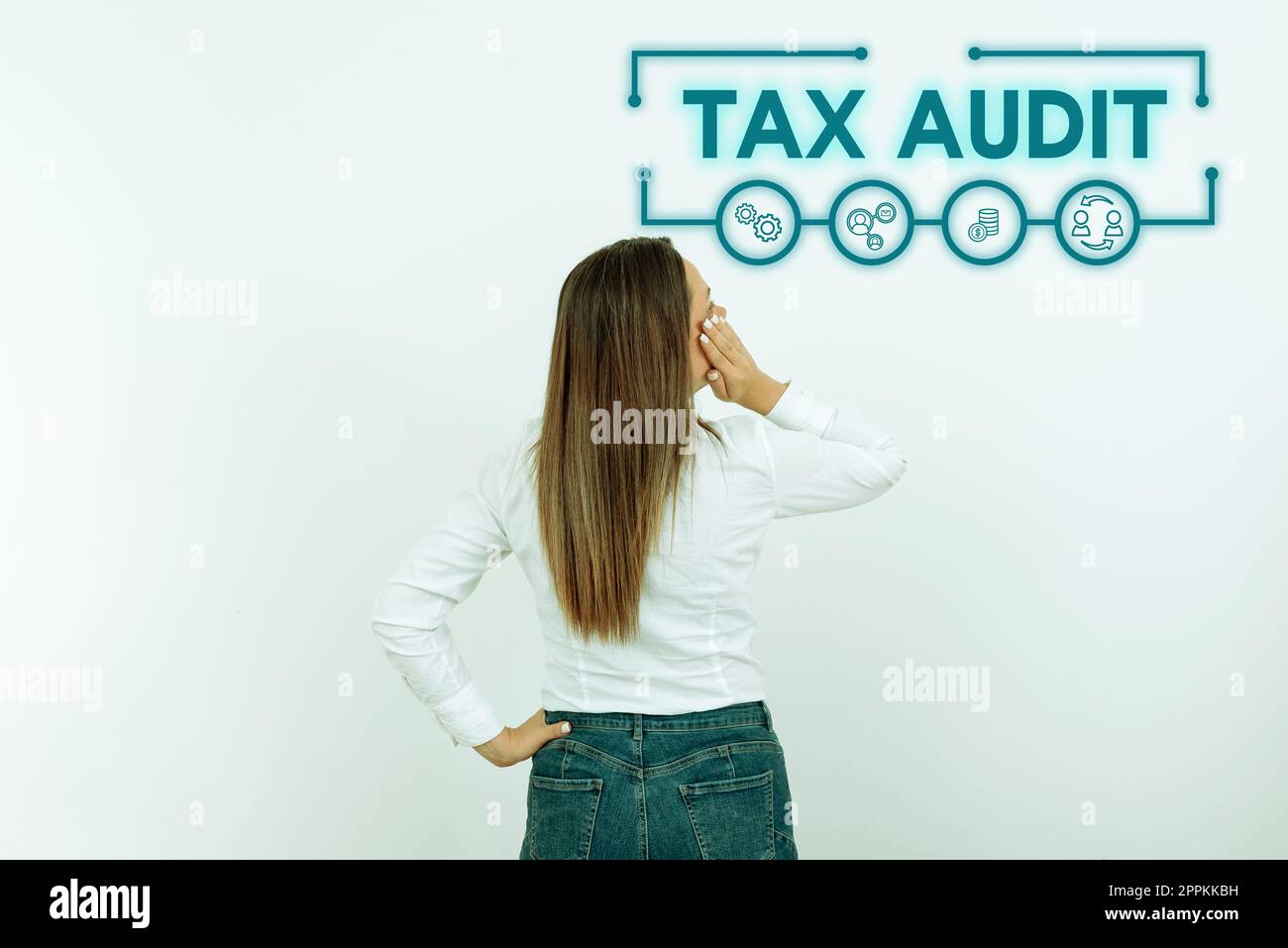 Konzepttitel: Steuerprüfung. Ein Wort, das bei der Prüfung oder Überprüfung einer Unternehmens- oder Einzelsteuererklärung verfasst wurde Stockfoto