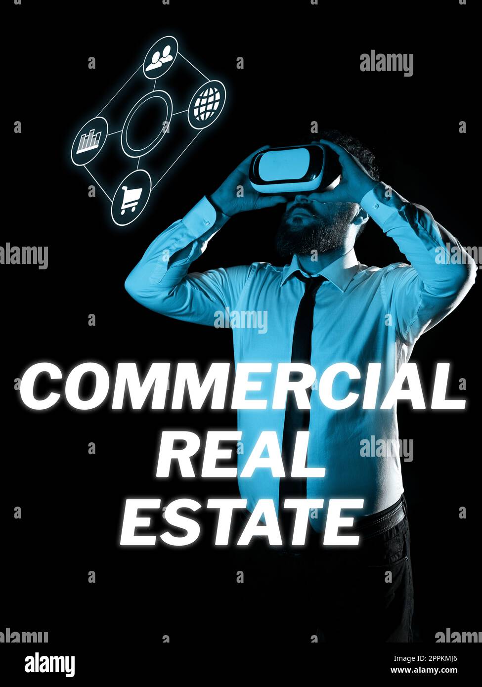 Inspiration mit dem Schild „Commercial Real Estate“. Konzept - Bedeutung von Ertrag, Immobilie, Gebäude oder Grundstück für Geschäftszwecke Stockfoto