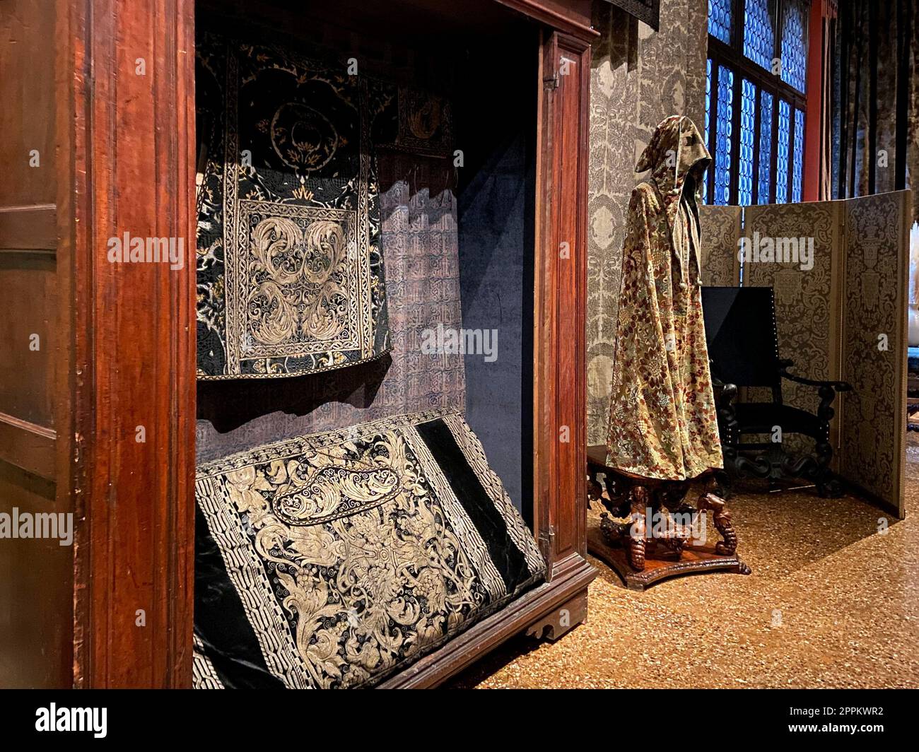 Teppiche im Museo Fortuny in Venedig Stockfoto
