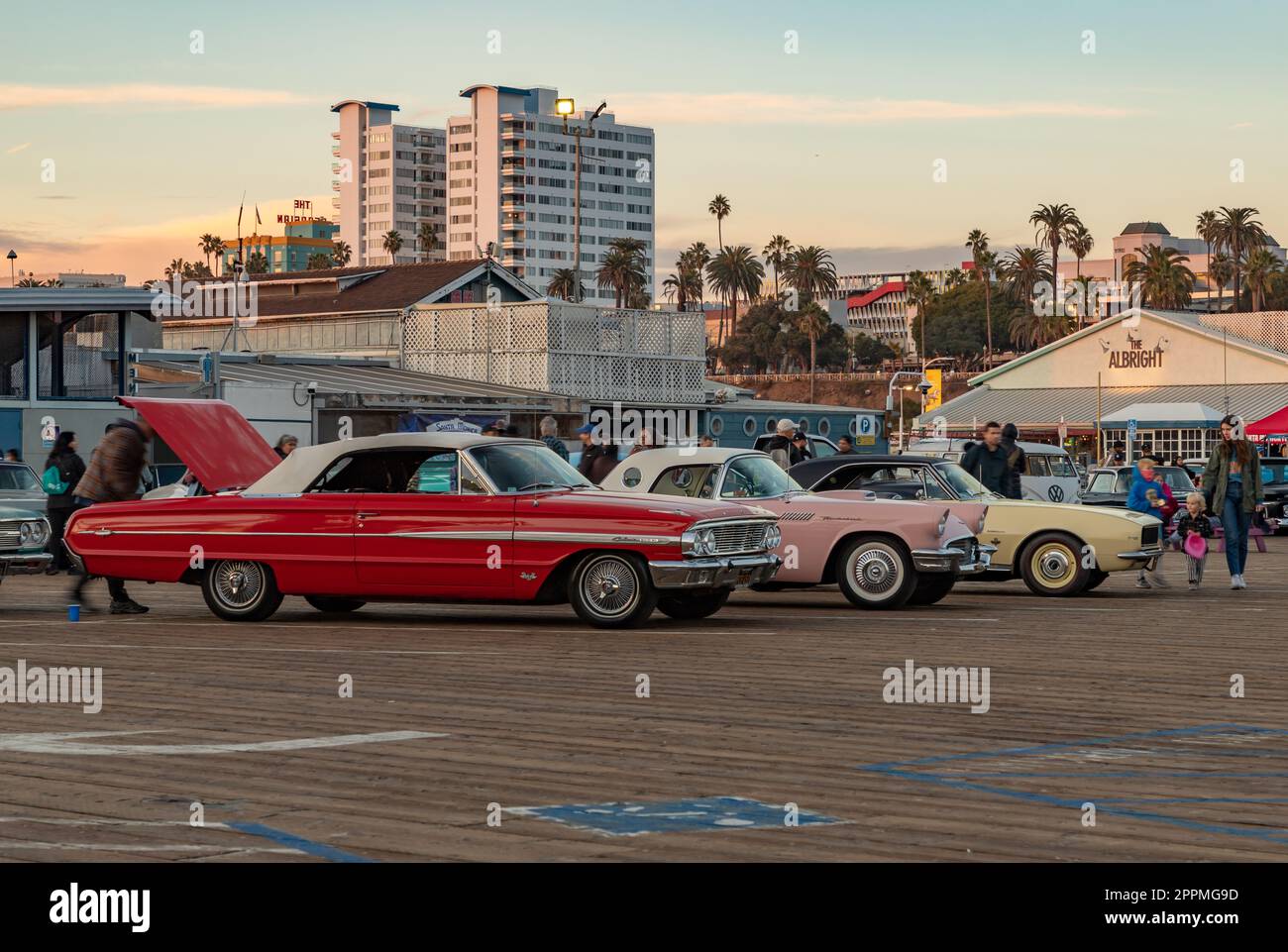 Ausstellung Über Klassische Amerikanische Autos Stockfoto