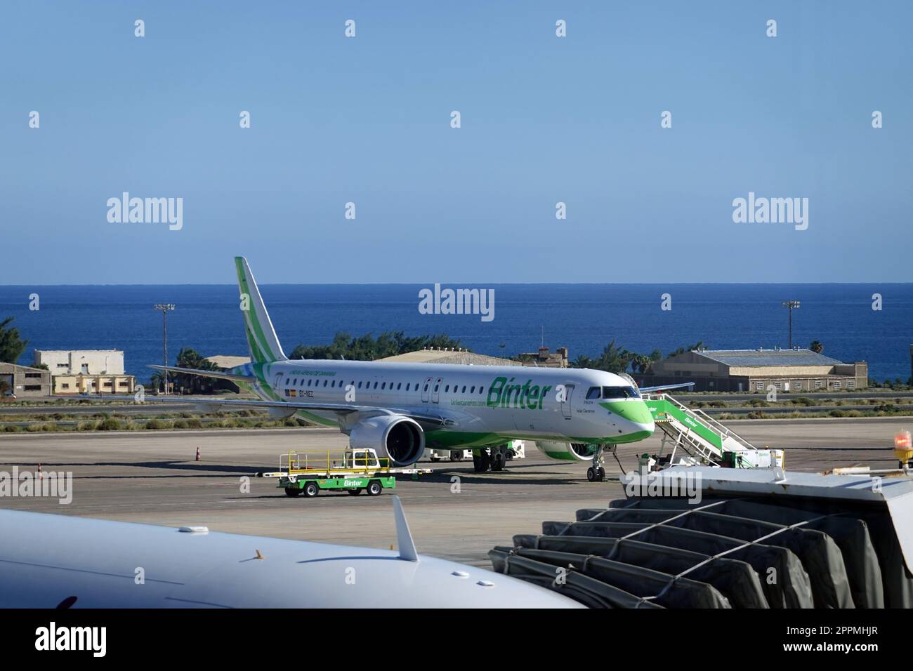 Passagiermaschine der spanischen Fluggesellschaft Binter Canarias am Flughafen Las Palmas Stockfoto