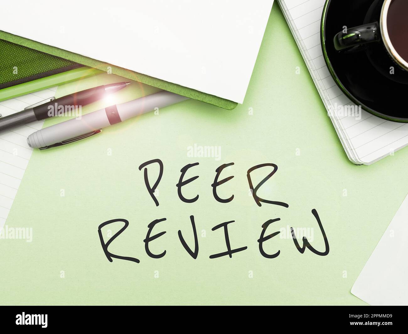 Text mit Inspiration Peer Review. Internet-Konzept, um friedlich glücklich mit Dingen zu sein, die Sie getan und erreicht haben Stockfoto