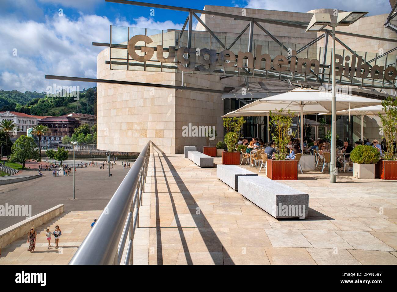 Guggenheim Museum Bilbao von Architekt Frank Gehry, Bilbao, Provinz Biskaya, Baskisches Land, Spanien Stockfoto