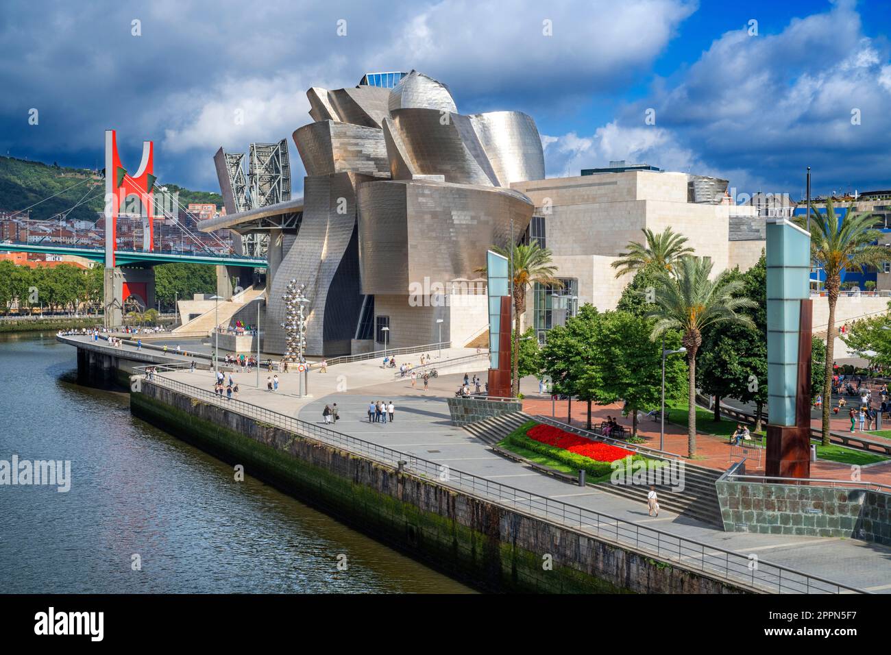 Guggenheim Museum Bilbao von Architekt Frank Gehry, Bilbao, Provinz Biskaya, Baskisches Land, Spanien Stockfoto
