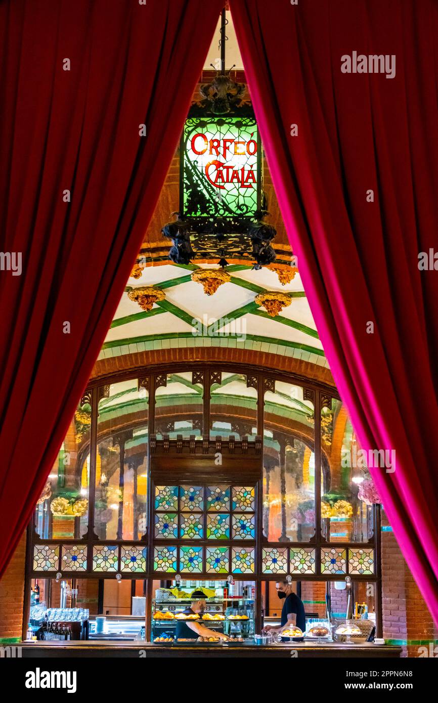 Cafe Restaurant in der Konzerthalle Palau de la Musica Catalana, Modernisme Catala, Barcelona, Katalonien, Spanien Stockfoto