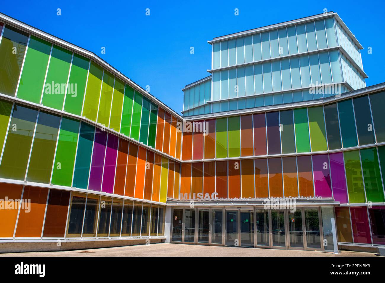 MUSAC, Museo de Arte Contemporaneo, Museum für zeitgenössische Kunst in Leon, Provinz Leon, Region Castilla y Leon, Spanien. Architekten Emilio Tuñón und Luis M. Stockfoto