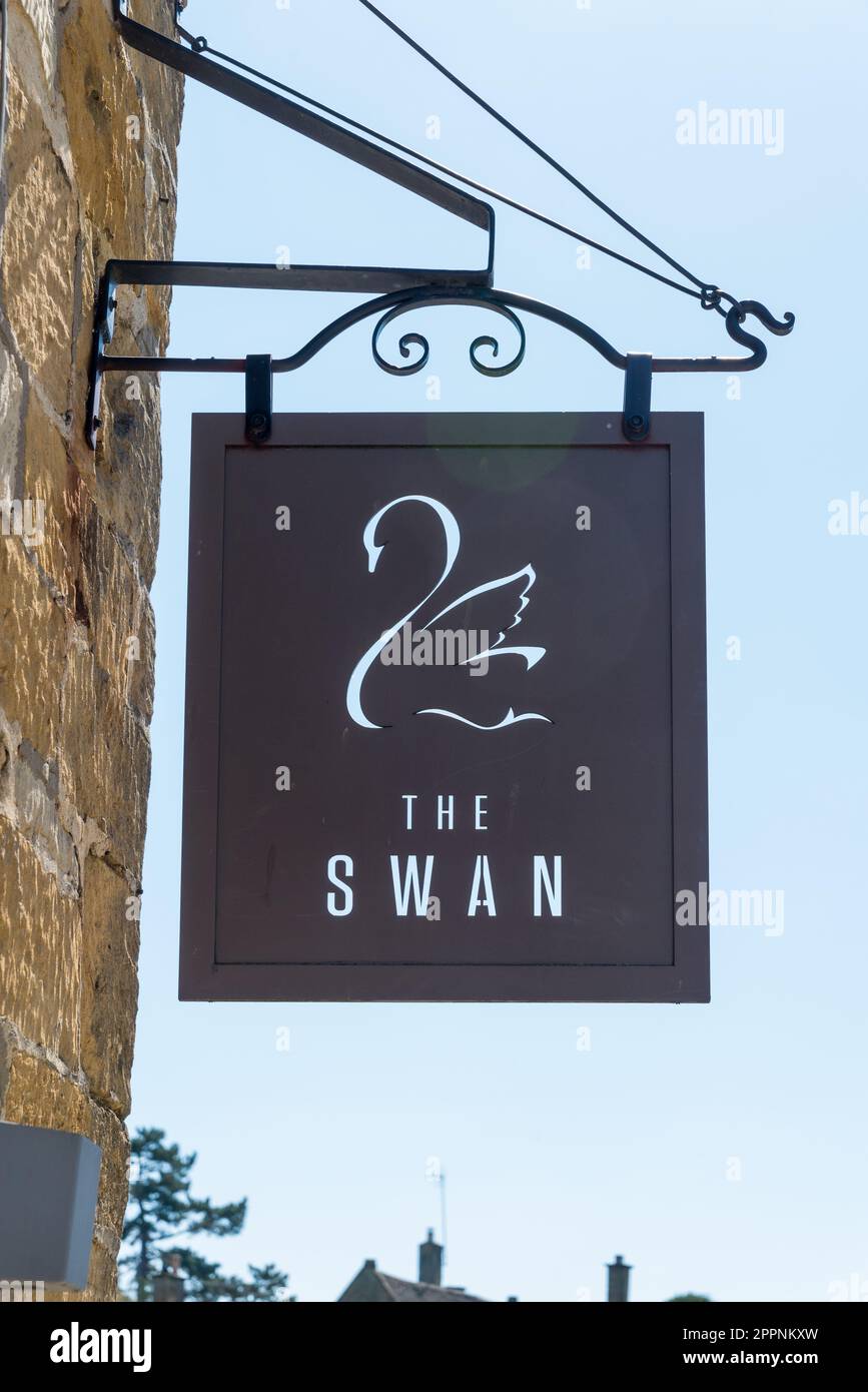 The Swan Hotel and Pub im hübschen Dorf Cotswold am Broadway in Worcestershire, England, Großbritannien Stockfoto
