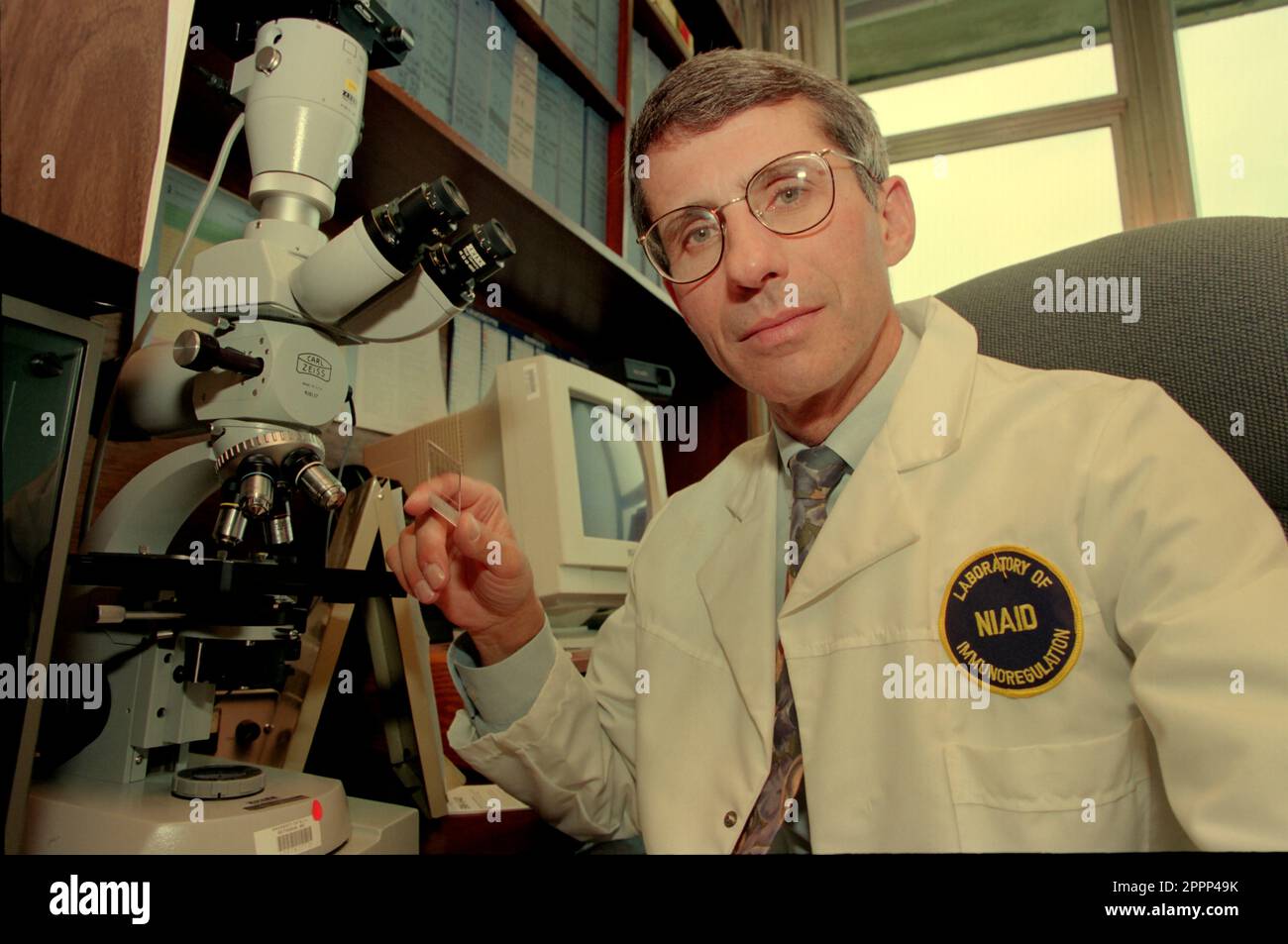 Dr. Anthony Fauci, Leiter der AIDS-Forschung am National Institute of Health (NIH) in Bethesda, Maryland, 4. August 1993. Foto von Stephen Jaffe Stockfoto