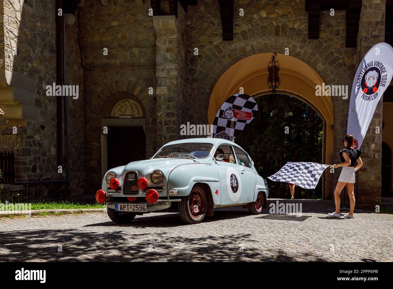 Die siebenbürgen-Retro-Rallye auf Schloss Peles in Rumänien Stockfoto