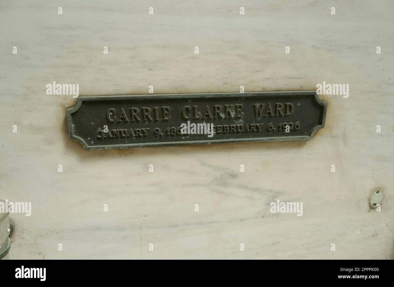 Los Angeles, Kalifornien, USA 20. April 2023 Actrress Carrie Clarke ward Grave im ABC Mausoleum auf dem Hollywood Forever Cemetery am 20. April 2023 in Los Angeles, Kalifornien, USA. Foto: Barry King/Alamy Stock Photo Stockfoto