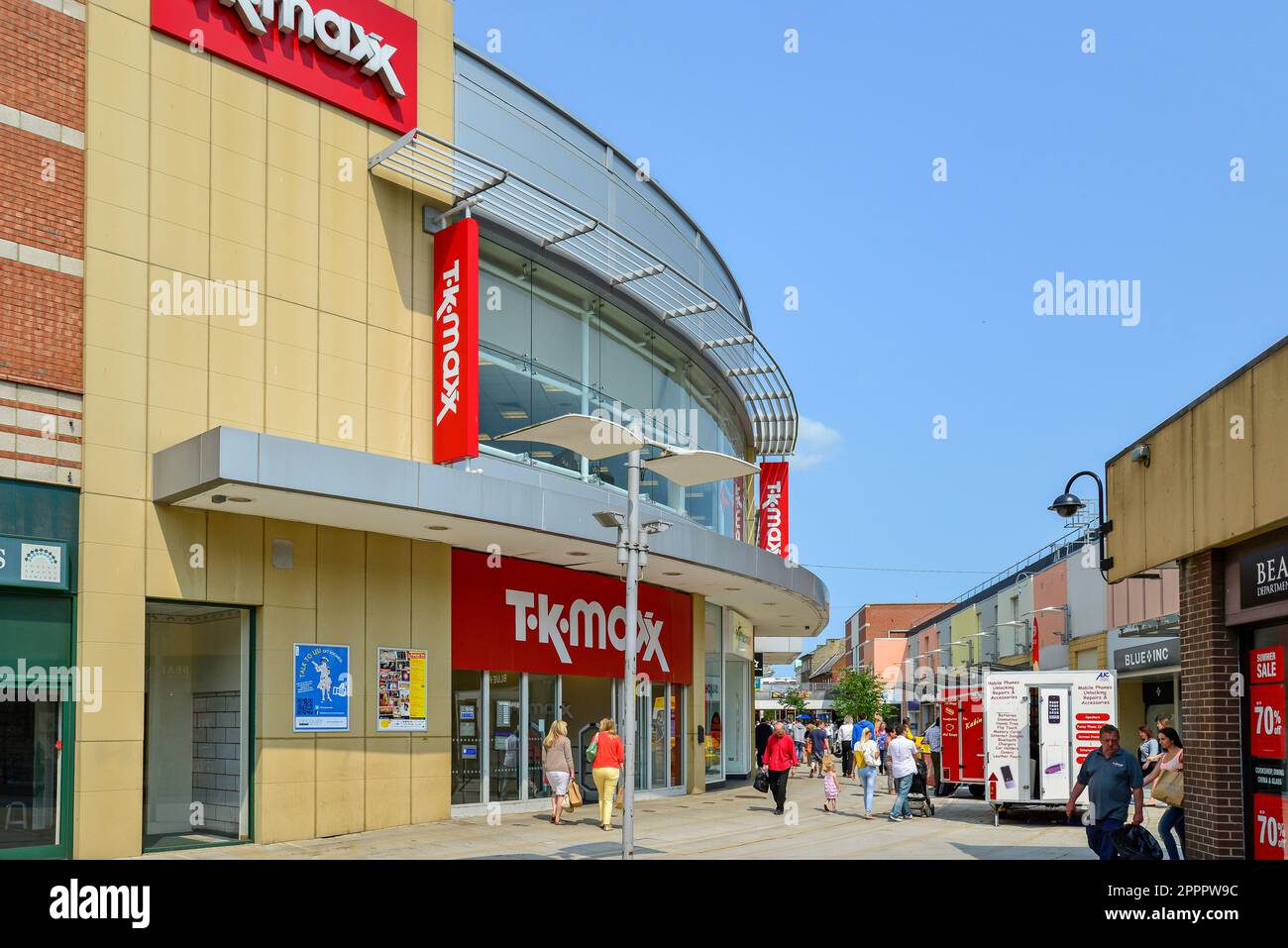 T.S. .Maxx Store, New Vancouver Shopping Centre, Broad Street, King's Lynn, Norfolk, England, Vereinigtes Königreich Stockfoto