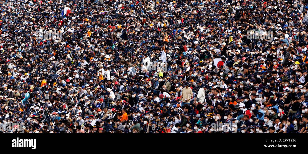 SUZUKA, JAPAN, Suzuka Circuit, 8. Oktober: F1 Fans während des japanischen Formel-1-Grand Prix auf dem Suzuka Circuit am 8. Oktober 2022. Copyright © A Stockfoto