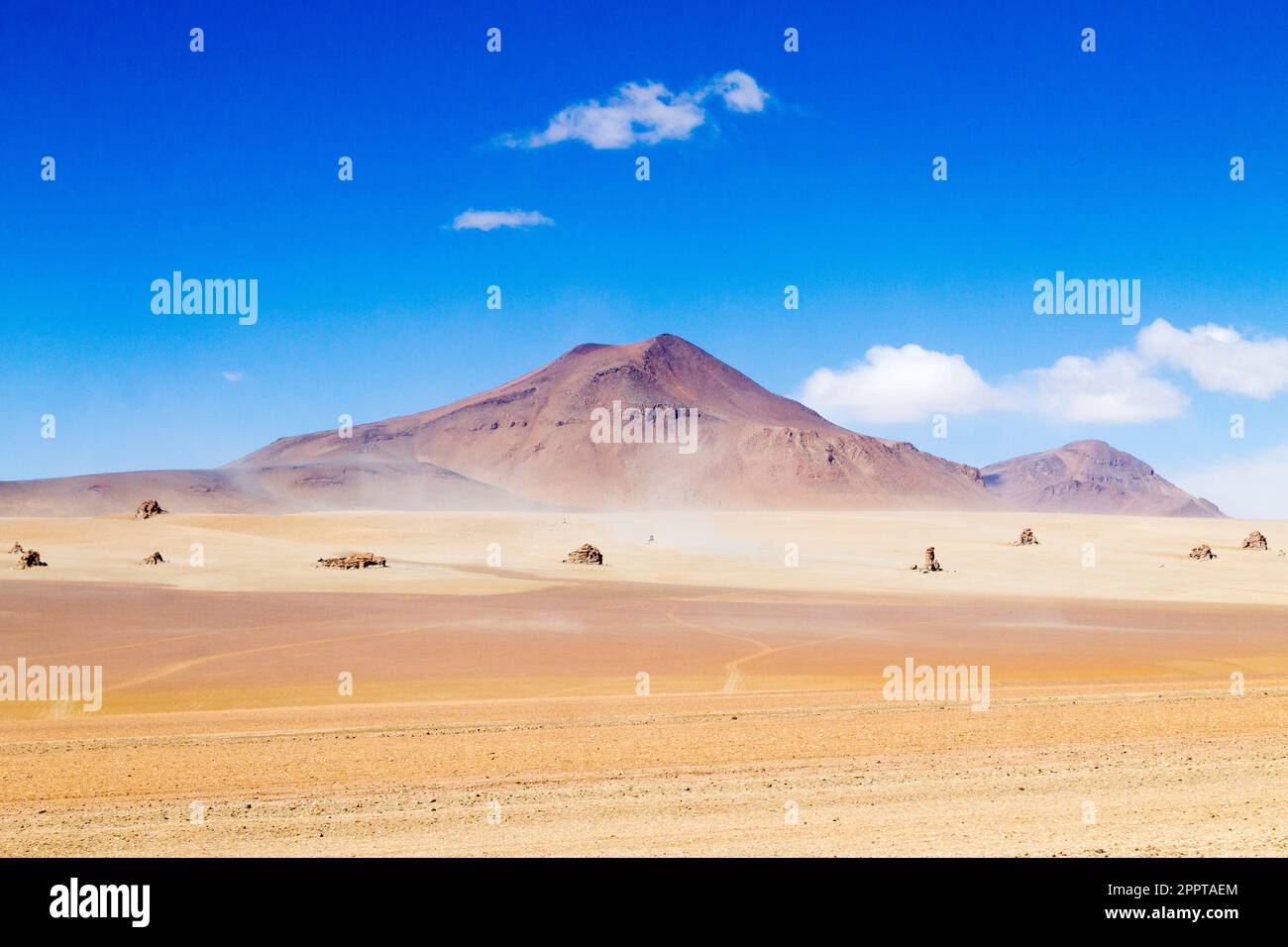 Bolivianischen Landschaft, Salvador Dali Desert View. Schöne Bolivien Stockfoto