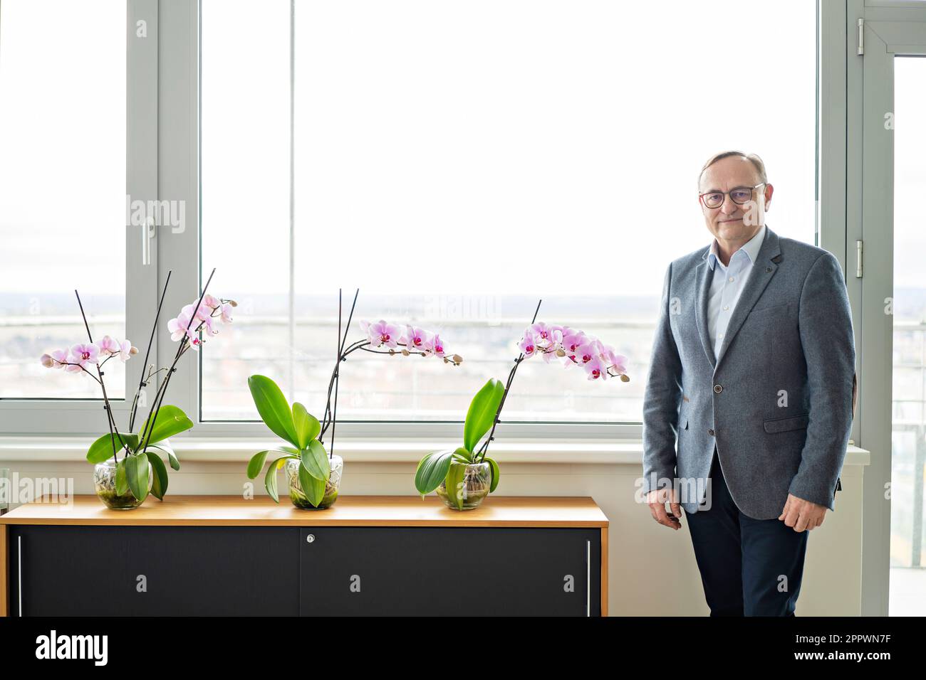 Eduard Palisek, Country CEO bei Siemens Czech Republic, posiert für Fotografen in Prag, Tschechische Republik, 13. März 2023. (CTK Photo/Martin Sterba) Stockfoto