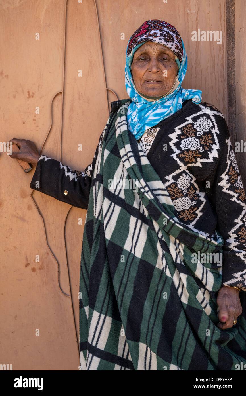 Berber-Lady-Porträt. Stockfoto