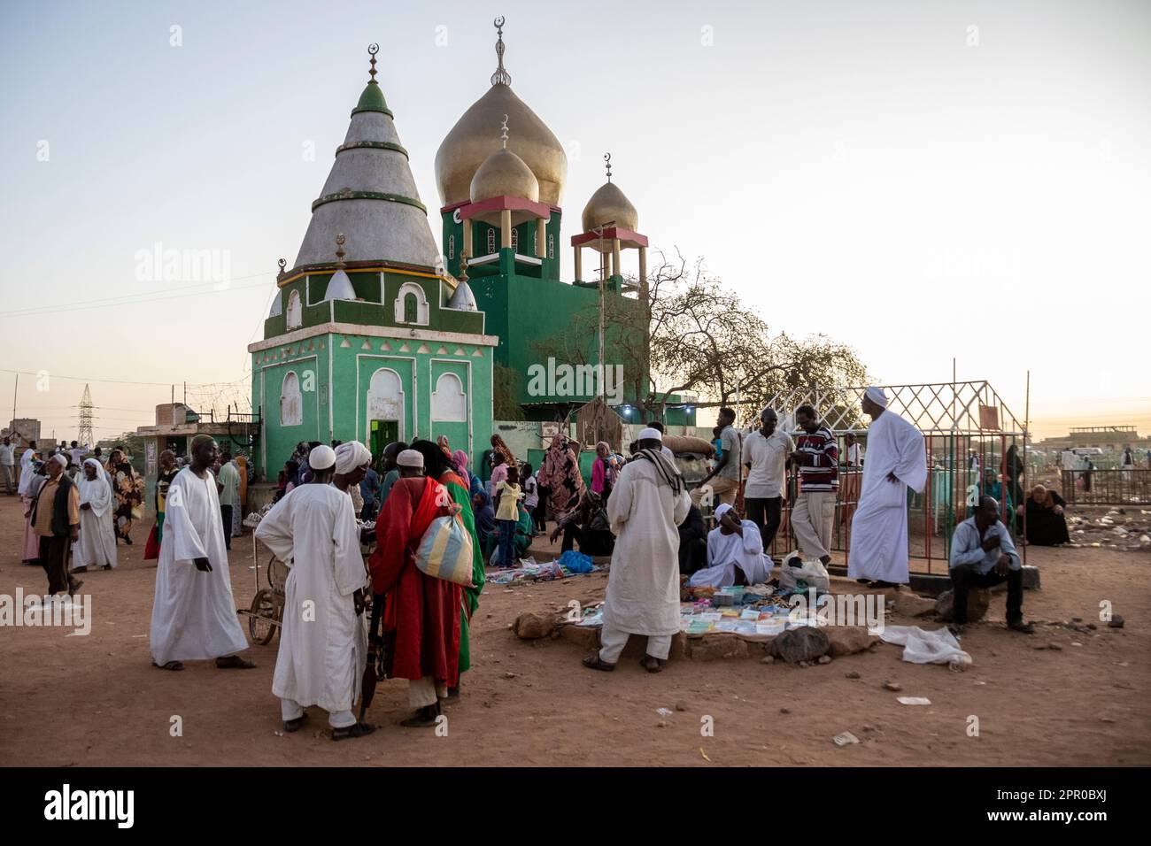 Teilnehmer einer Derwisch-Zeremonie, Hamed al-Nil-Grab, Omdurman, Khartum, Sudan Stockfoto