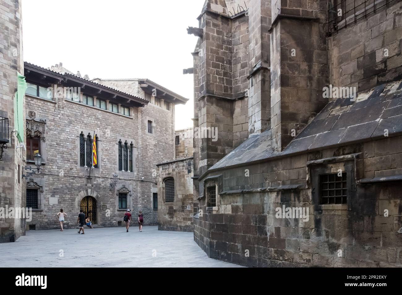 Architektonisches Detail der Kathedrale des Heiligen Kreuzes und der Heiligen Eulalia, auch bekannt als Kathedrale von Barcelona, die gotische Kathedrale Stockfoto