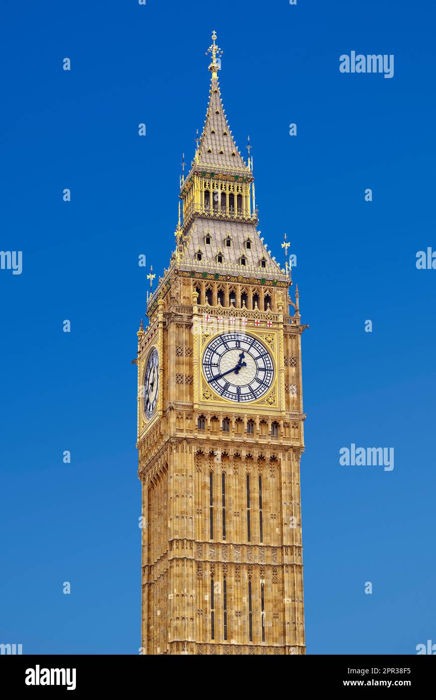 Big Ben und der Elizabeth Tower im Jahr 2022 nach einer vierjährigen Renovierung. Westminster, London, England, Vereinigtes Königreich Stockfoto
