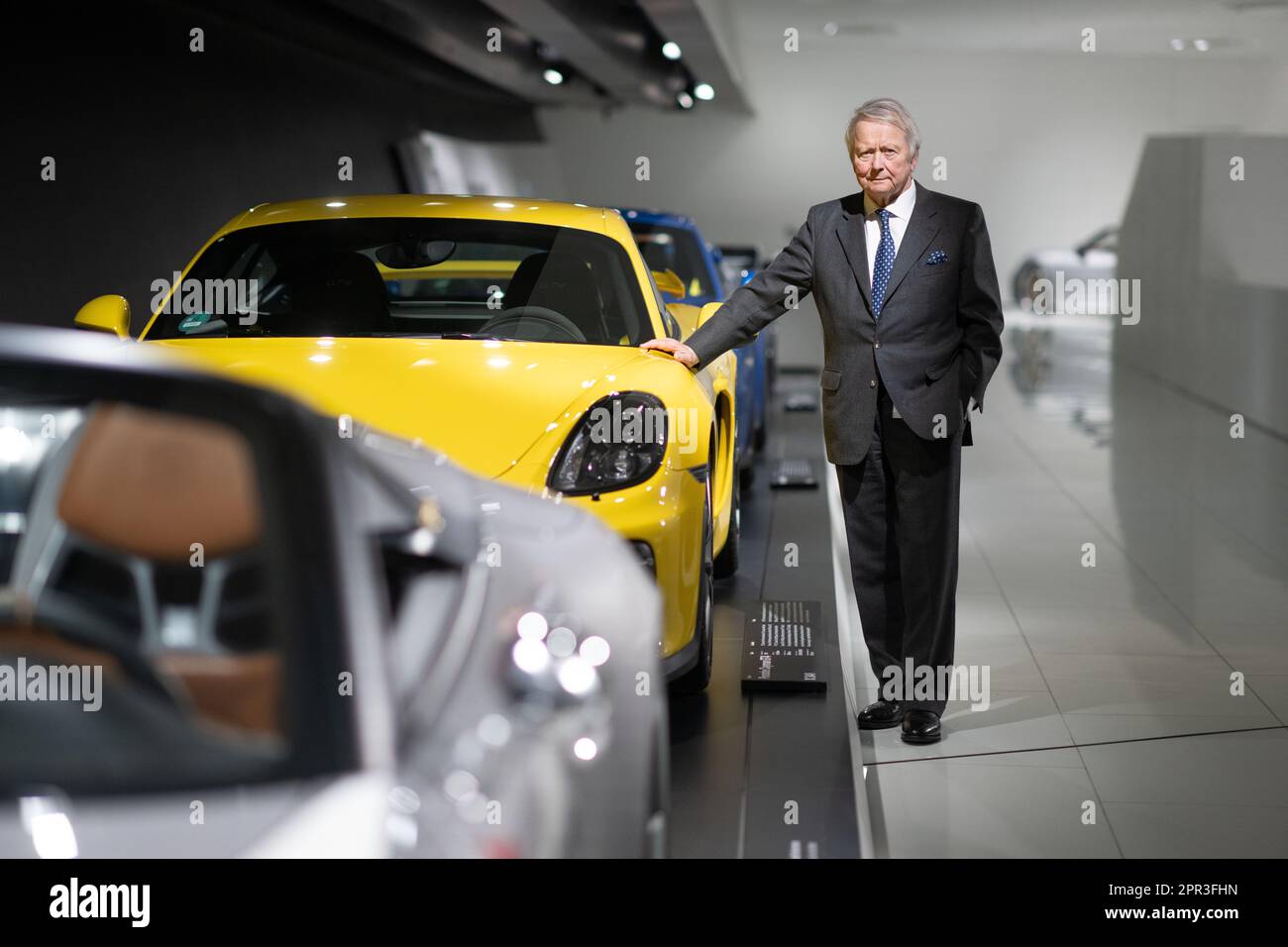 PRODUKTION 27. März 2023, BadenWürttemberg, Stuttgart Wolfgang Porsche, Vorsitzender des