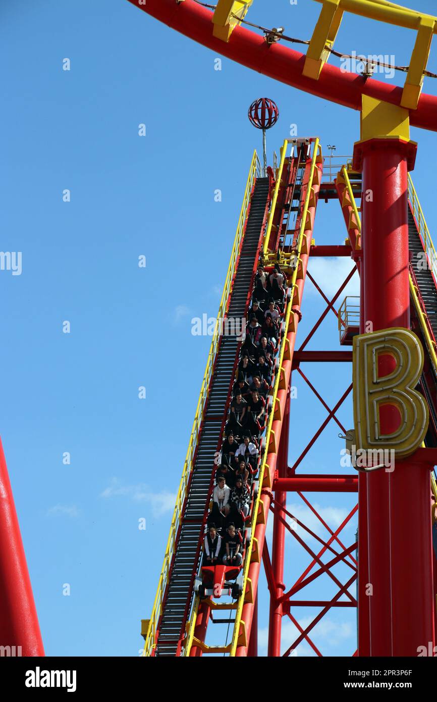 Bumerang Achterbahn im prater Vergnügungspark Wien Stockfoto