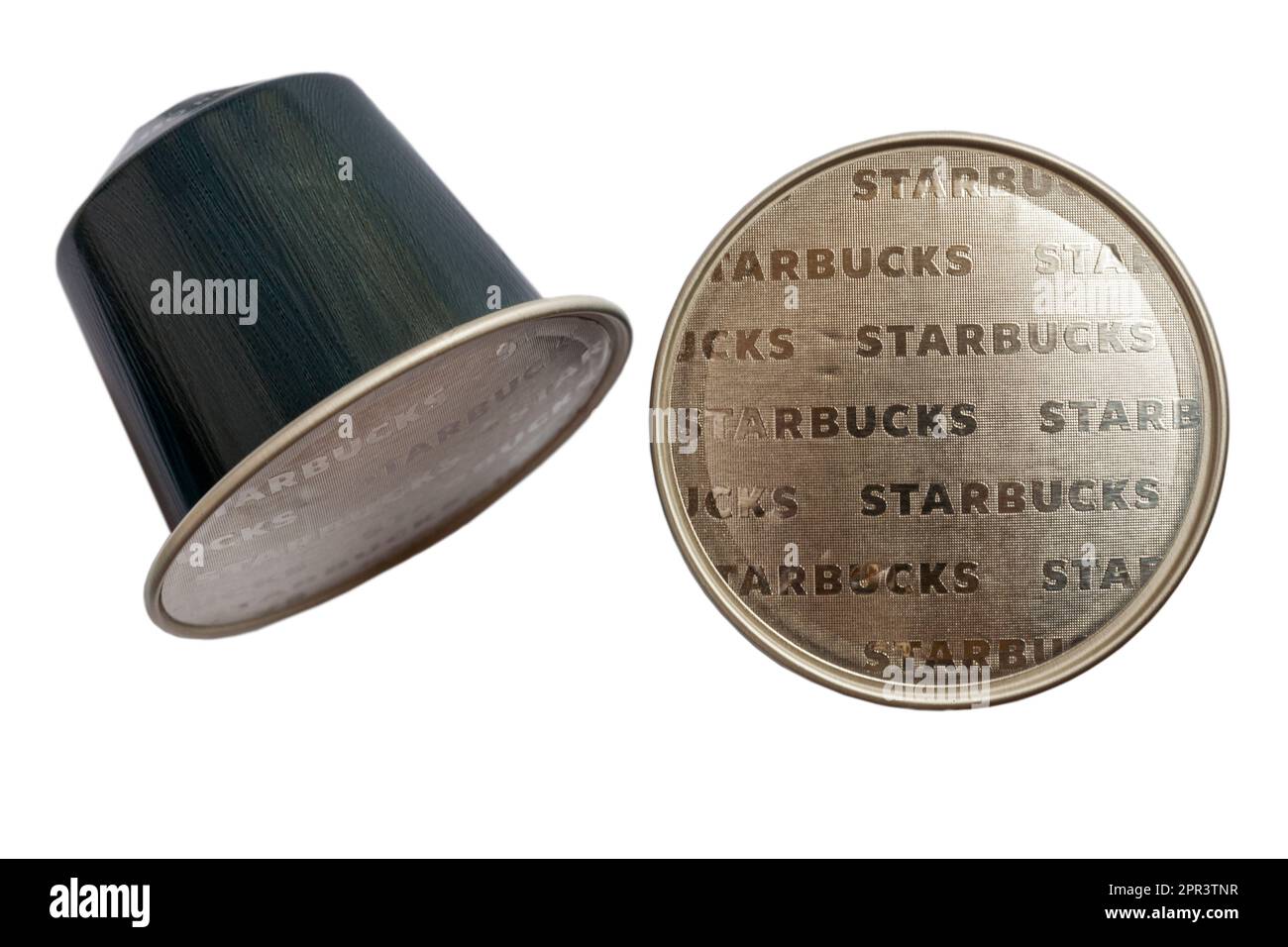 Starbucks Espresso Roast Kaffeekapseln Kaffeepads von Nespresso isoliert auf weißem Hintergrund Stockfoto