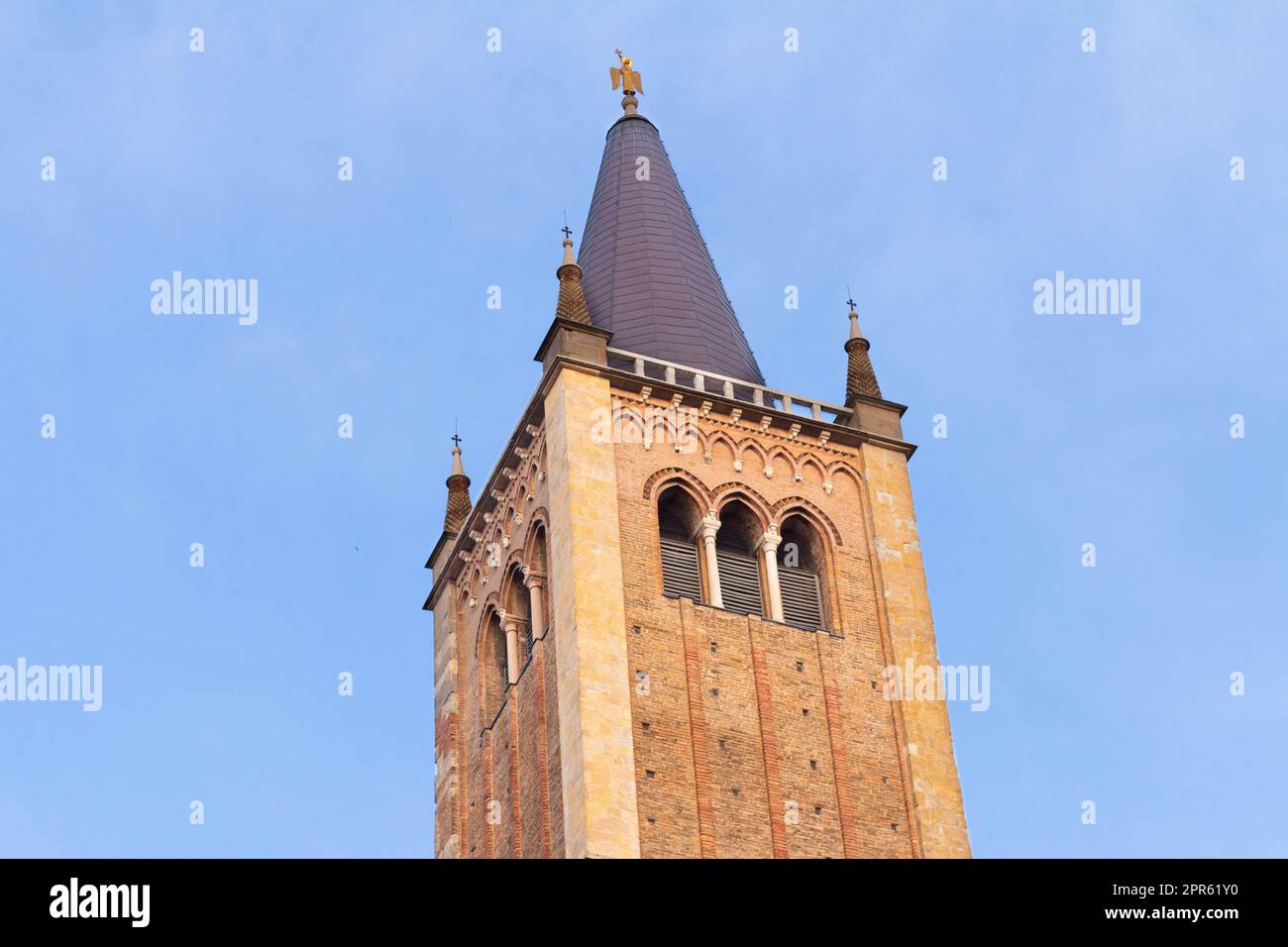 Parma, Italien - 06, 18, 2022: Klassisches Autorennen Mille Miglie 2022 Stockfoto