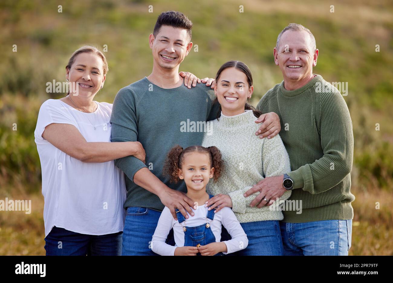 Wir wachsen in verschiedene Richtungen, aber unsere Wurzeln bleiben wie