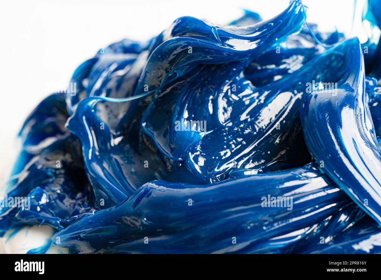 Synthetisches Lithium-Komplex-Schmierfett in Premium-Qualität, hohe Temperaturen und Maschinenschmierung für Automobil- und Industrieanwendungen. Stockfoto