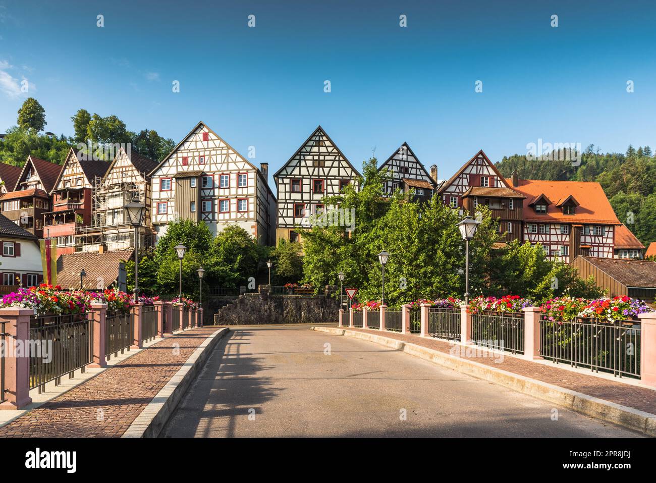 Fachwerkhäuser in der Stadt Schiltach im Schwarzwald, Kinzigtal, Baden-Württemberg, Deutschland Stockfoto