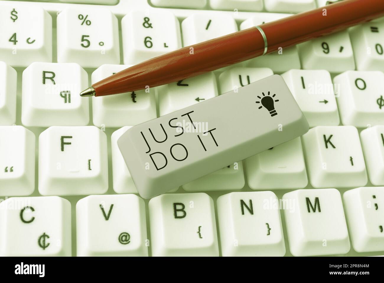 Handschriftschild Just Do IT. Wort für Motivation für den Beginn etwas zu tun haben Disziplin -49110 Stockfoto