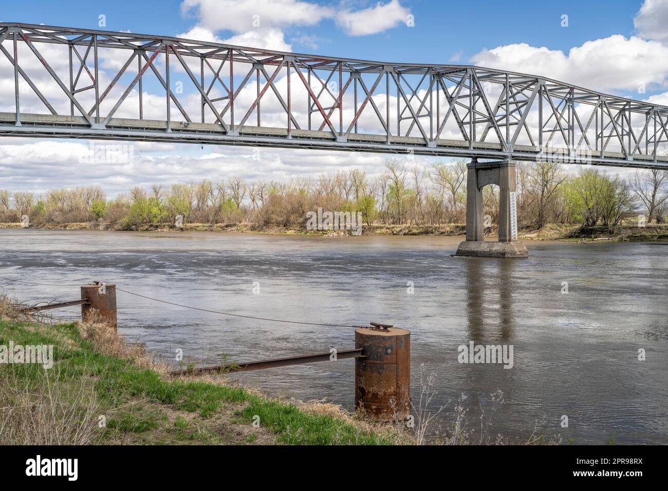 Osterrade Brücke im Jahre 1939 erbaut, ist eine truss Brücke über den Missouri River an der U.S. Route 136 von Nemaha County, Nebraska, in Atchison County, Missou Stockfoto