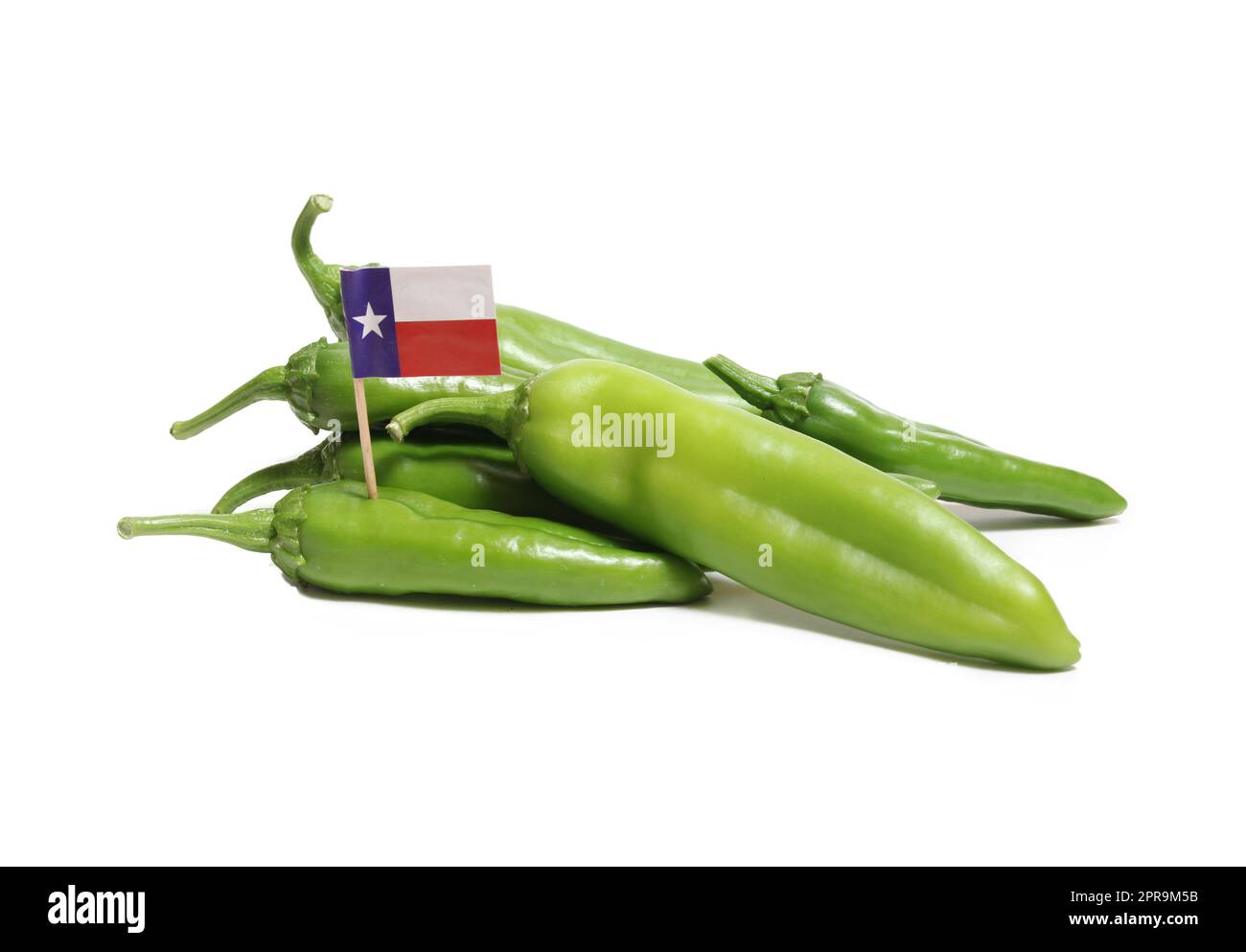Green Chili Peppers mit der Flagge von Texas isoliert auf weißem Hintergrund Stockfoto