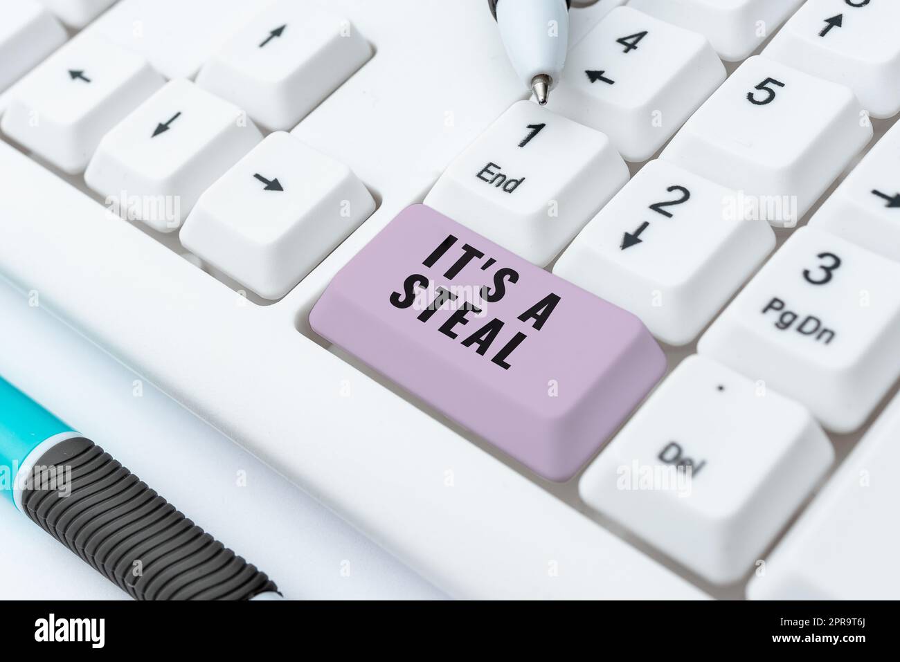 Text zeigt Inspiration Es ist ein Schnäppchen. Geschäftsidee vertrauliche Informationen erhalten Cyber Breaching Hacking -49086 Stockfoto