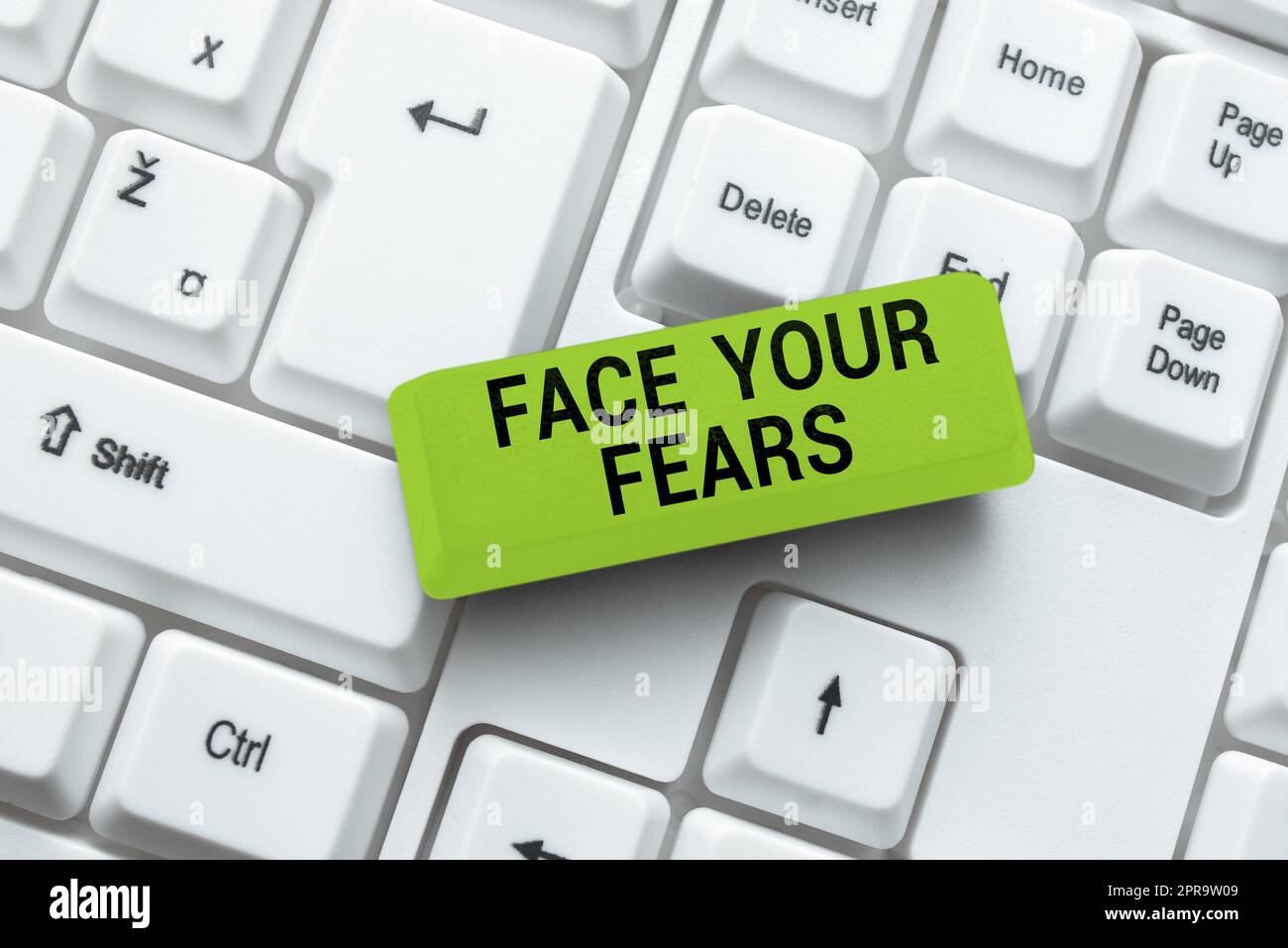 Text, der Inspiration zeigt, stellen Sie sich Ihren Ängsten. Unternehmensüberblick Haben Sie den Mut, Angst zu überwinden seien Sie mutig furchtlos -49193 Stockfoto