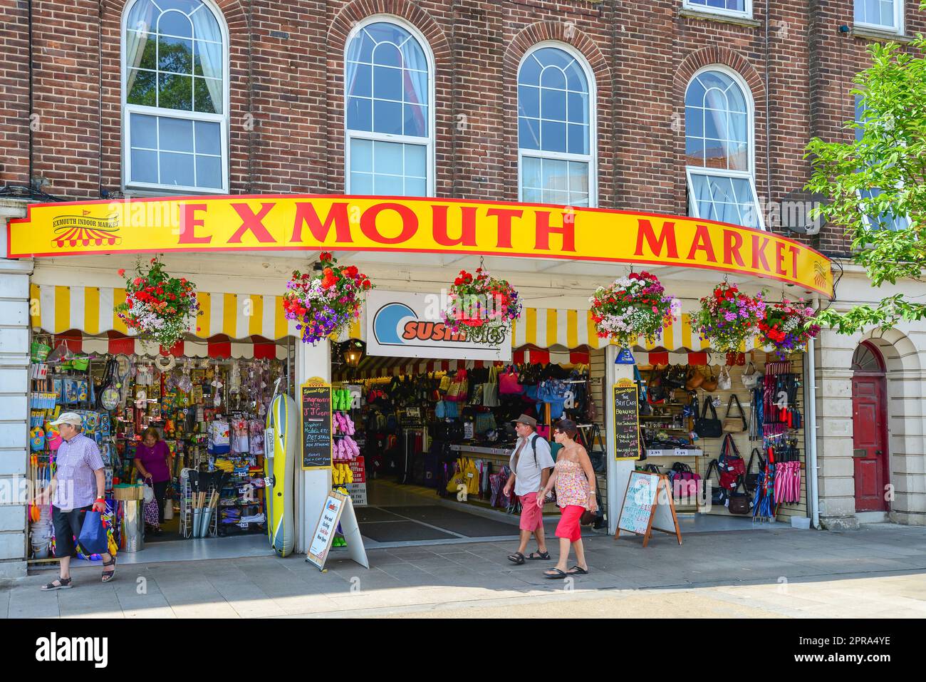 Eingang zum Exmouth Markthalle, Strang, Exmouth, Devon, England, Vereinigtes Königreich Stockfoto